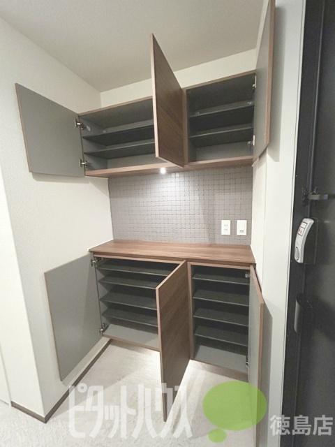 徳島市安宅マンション 玄関