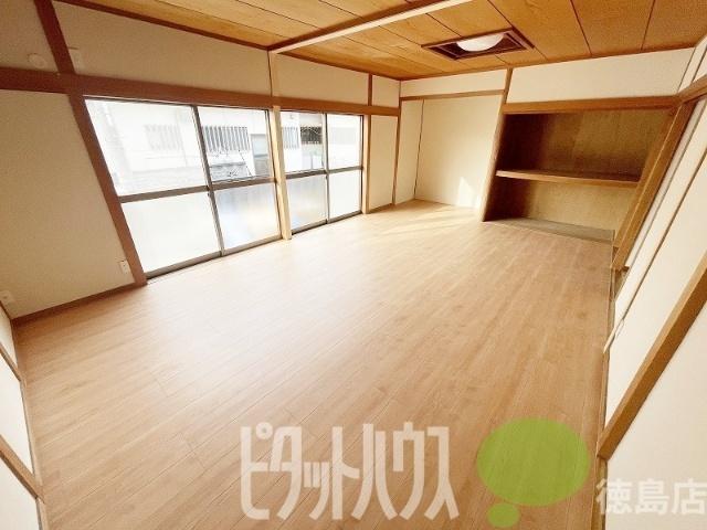 北島田戸建　Ｋ邸（11） リビング