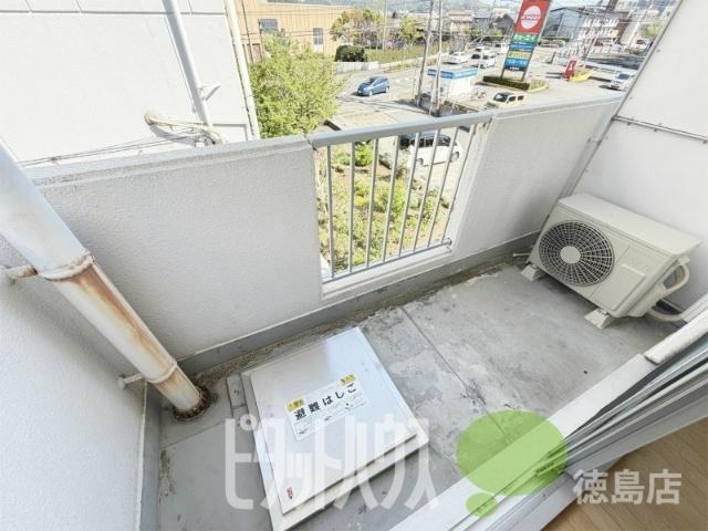 希林館 バルコニー