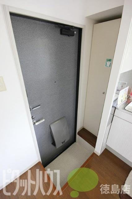 ディアス川南　Ｂ 玄関