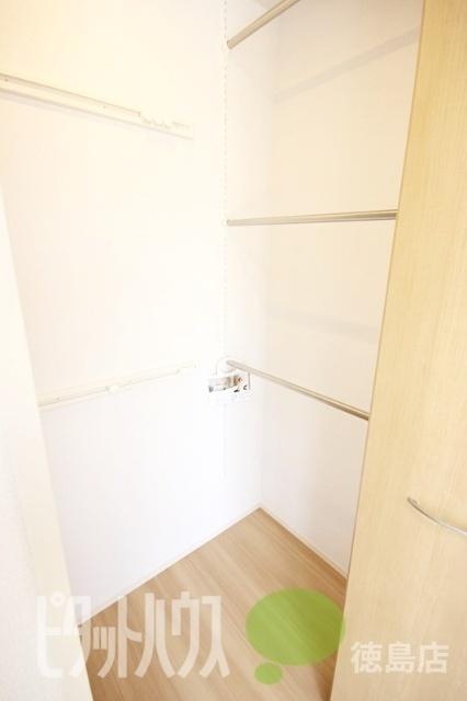 徳島市金沢アパート 収納