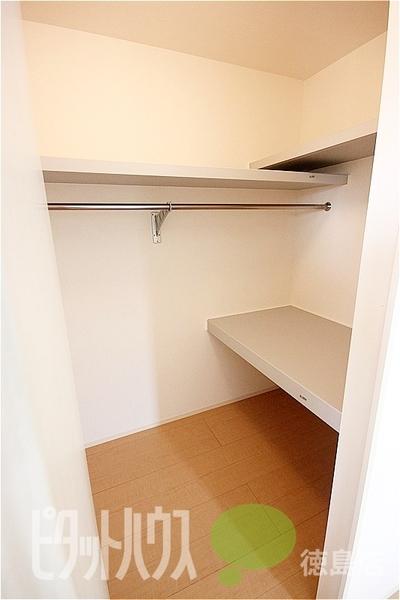 徳島市住吉アパート 収納