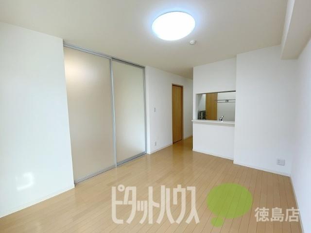 徳島市大和町マンション リビング