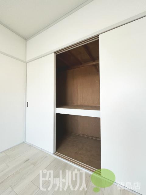 ドゥエル新蔵 収納