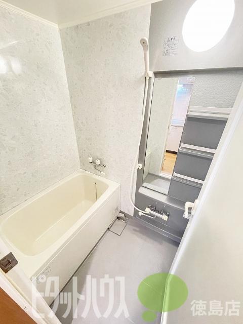 徳島市沖浜マンション バス／シャワー