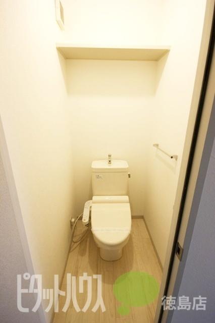 徳島市八万町アパート トイレ