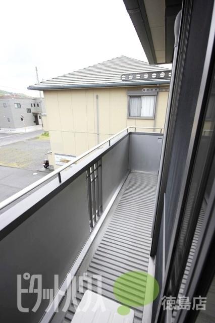 徳島市八万町アパート バルコニー