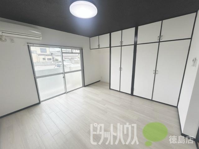 中山ビル1番館 リビング