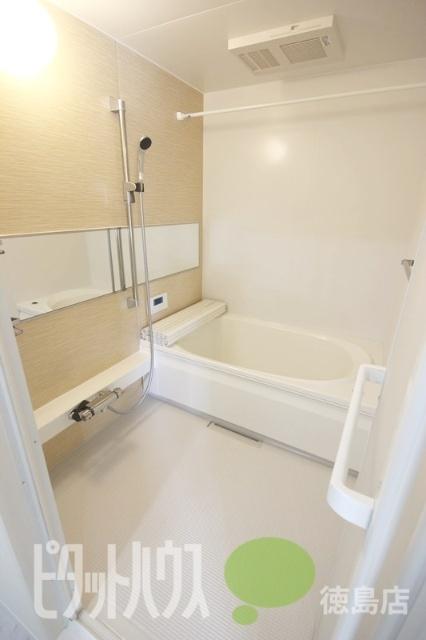 徳島市万代町マンション バス／シャワー