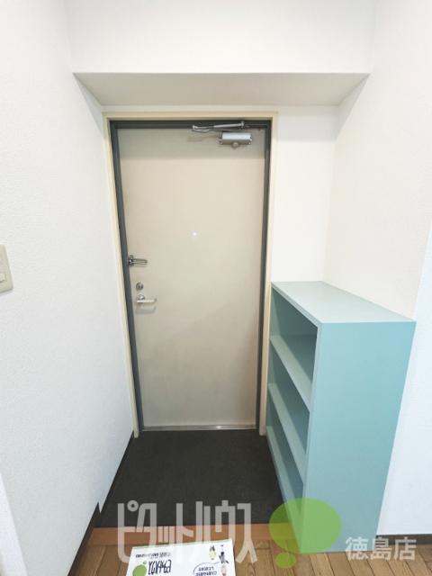 ハーバーハイツ万代町 玄関