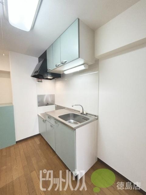 ハーバーハイツ万代町 キッチン