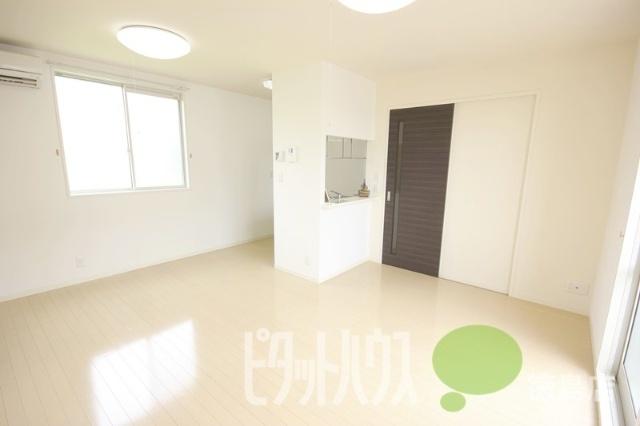徳島市八万町アパート リビング