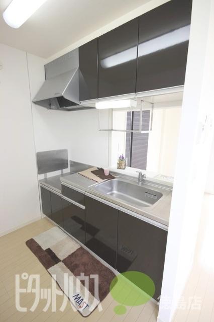 徳島市八万町アパート キッチン