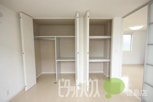 徳島市八万町アパート 収納