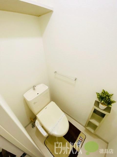徳島市八万町アパート トイレ