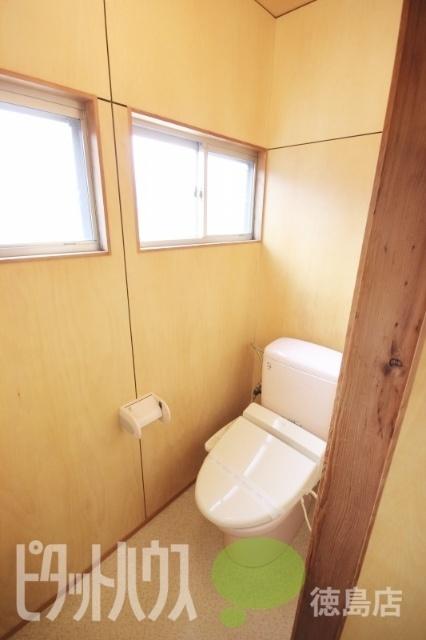徳島市南昭和町一戸建 トイレ