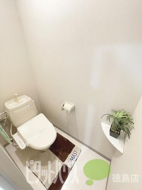 徳島市中昭和町アパート トイレ