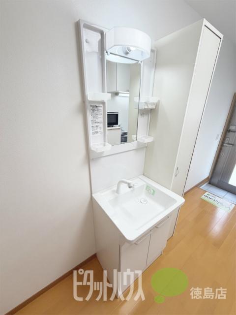 徳島市山城町アパート 洗面