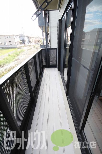 レトア三軒屋 バルコニー