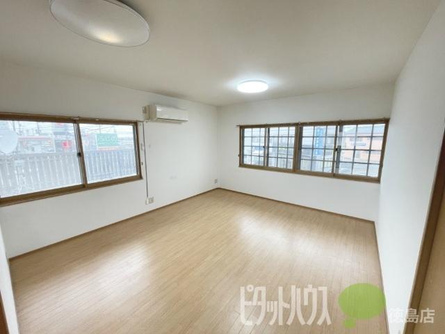 阿南市羽ノ浦町宮倉アパート リビング