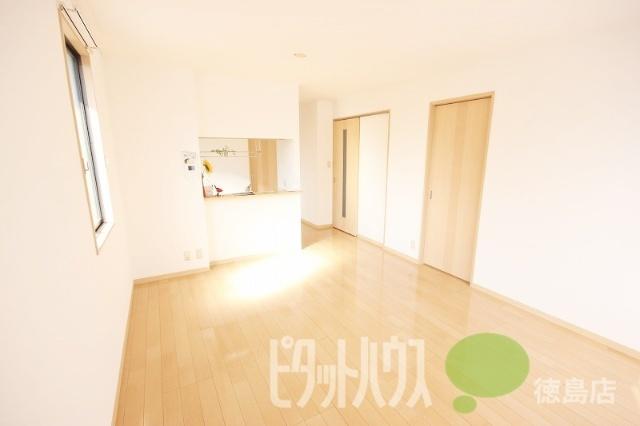 徳島市末広アパート リビング