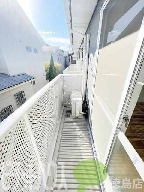 グリーンカーサ バルコニー