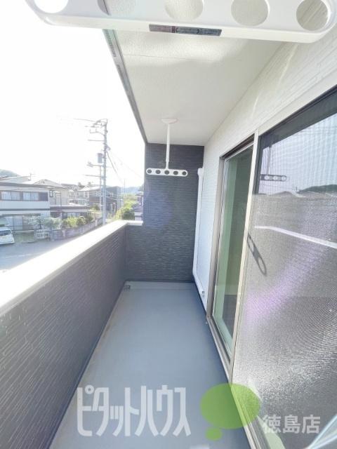 徳島市八万町アパート バルコニー