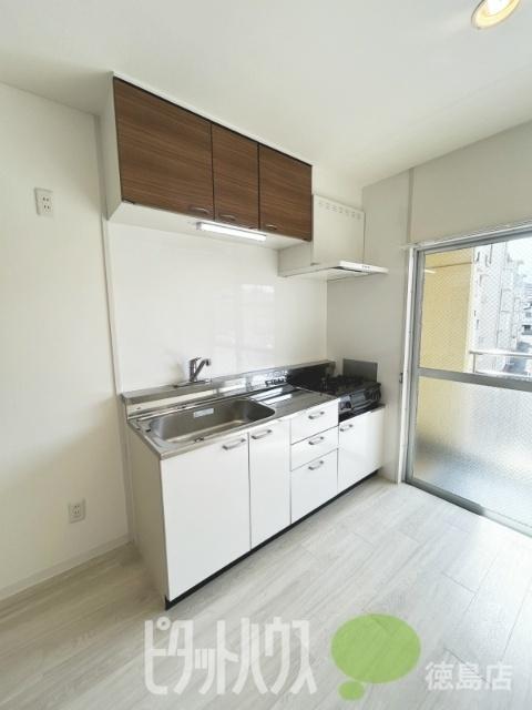 第12浜の前マンション キッチン