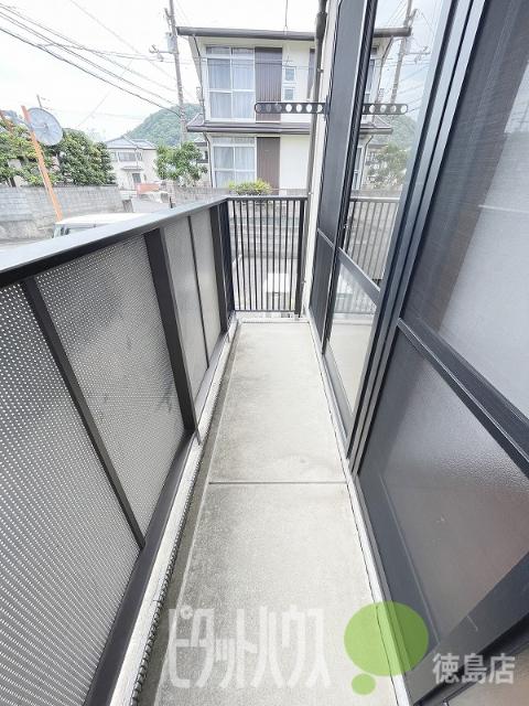 徳島市津田本町アパート バルコニー