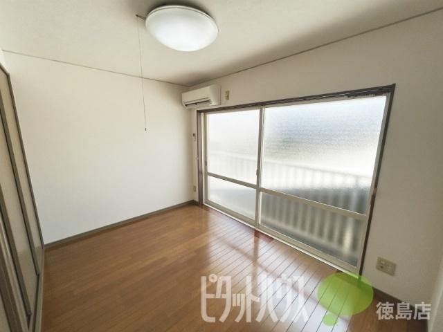 徳島市沖浜町アパート リビング