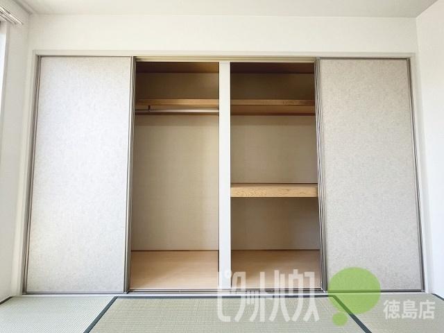 徳島市西新浜町アパート 収納