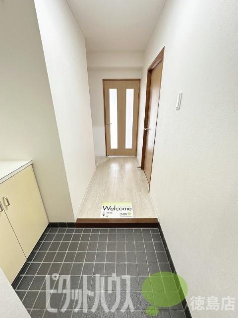 徳島市昭和町マンション 玄関