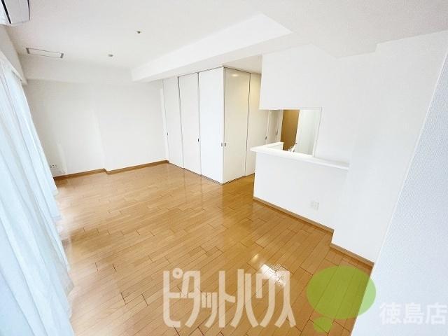 エスエムエス ツインレジデンス N棟 部屋画像
