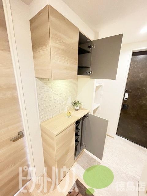 徳島市蔵本元町マンション 玄関