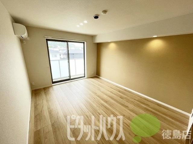 徳島市蔵本元町マンション リビング