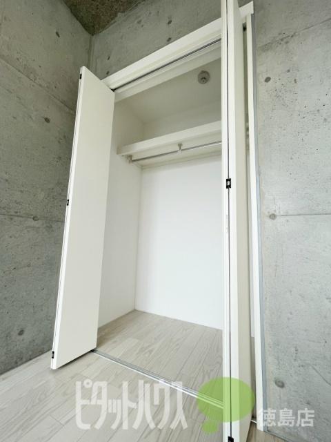 小松島市小松島町マンション 収納
