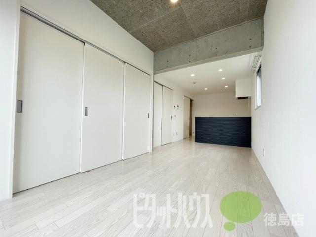 小松島市小松島町マンション リビング