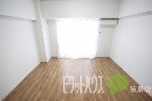 ヴィゴラス壱番館 リビング