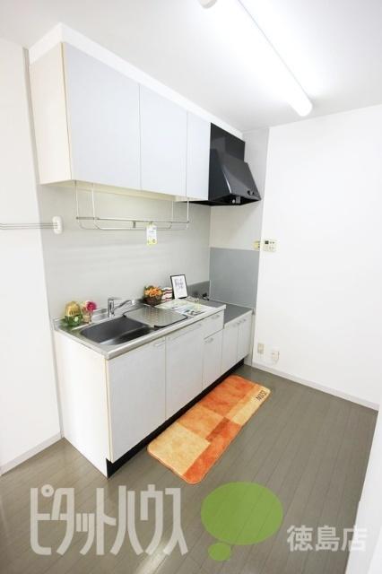 徳島市南沖洲アパート キッチン