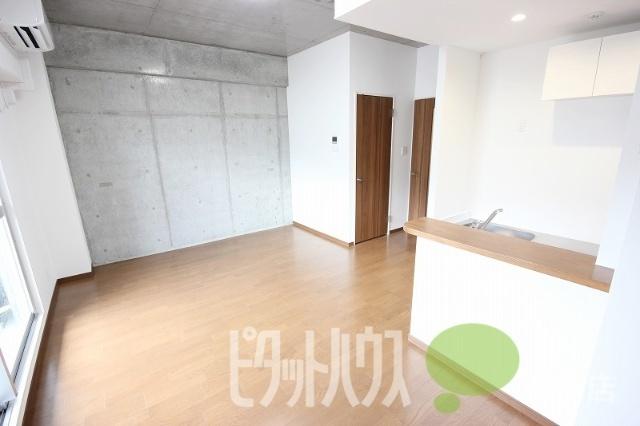 徳島市西船場町マンション リビング
