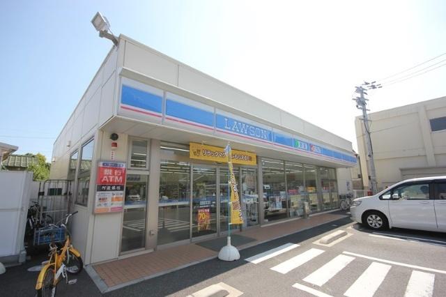 ローソン徳島中昭和町三丁目店：196m