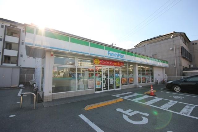 ファミリーマート南昭和町店：269m