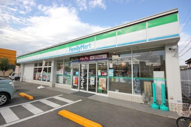 ファミリーマート安宅二丁目店：238m