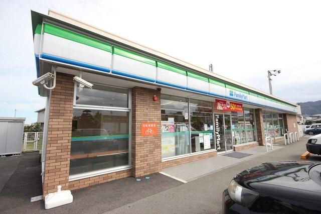 ファミリーマート徳島北矢三町店：556m
