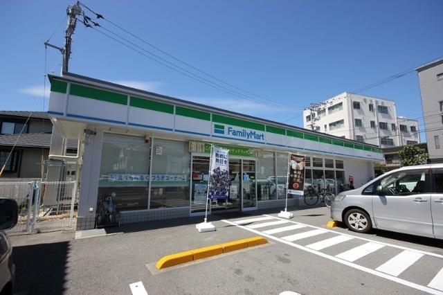 ファミリーマート徳島津田西町店：499m