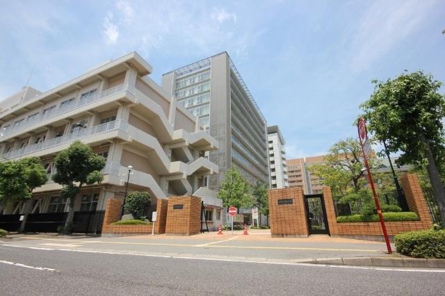 私立徳島文理大学：633m