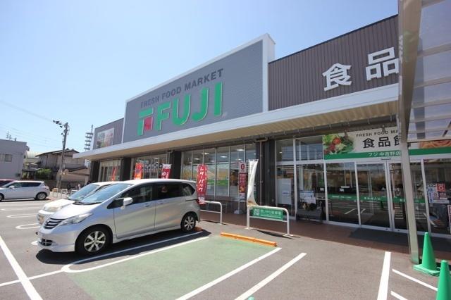 フジ中吉野店：356m