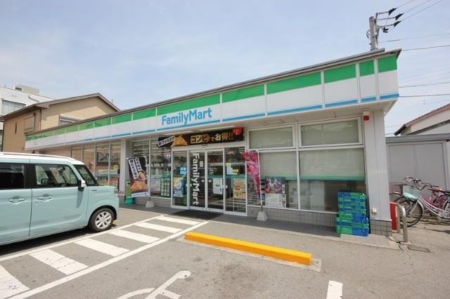 ファミリーマート秋田町店：333m