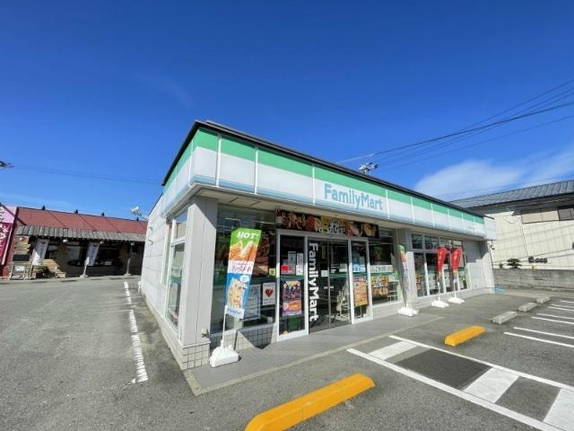 ファミリーマート北田宮四丁目店：1028m