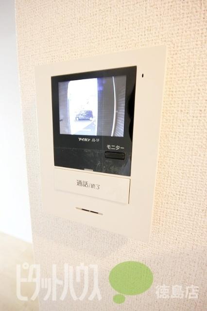 コロレ　西新町（102） バルコニー